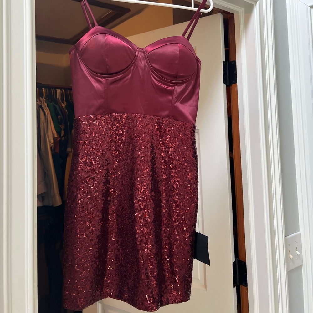 NWT Lulus burgundy mini dress